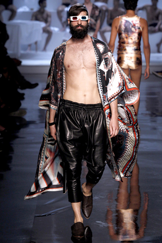 Jean Paul Gaultier / - 2011